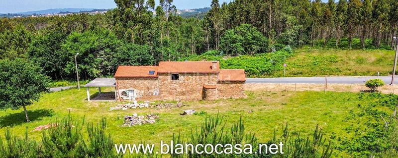 Foto b7a9f0b1-e487-499b-abdb-e3a30e1d9334. Casa  para rehabilitar y con 6.676m2 de terreno con proyecto iniciado en sofán a coruña! en Carballo