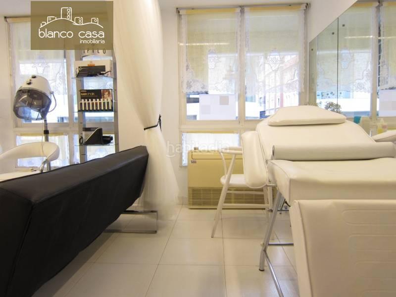 Foto b3ac2b36-52e8-4d2b-b917-b95f2cb5073f. Alquiler local comercial alquiler de local para varios usos en rúa valle inclán por 400mes! en Carballo