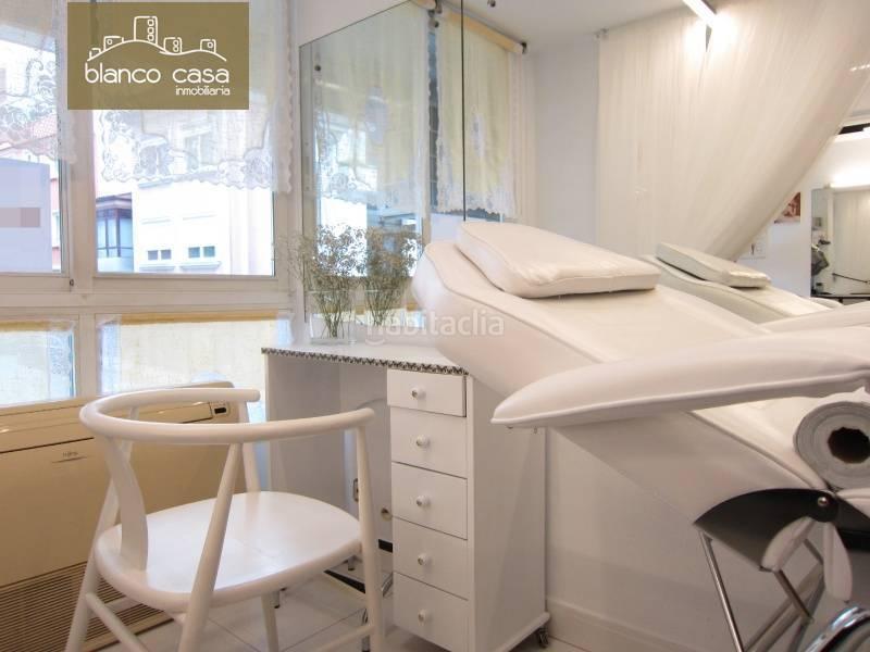 Foto f4091788-f27e-4048-9d44-325fb4abcc68. Alquiler local comercial alquiler de local para varios usos en rúa valle inclán por 400mes! en Carballo