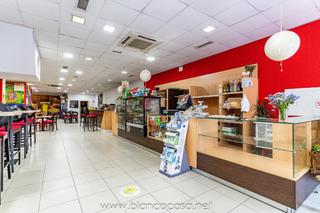 Alquiler Local Comercial en Arteixo Pueblo. Oportunidad de traspaso de negocio con ubicación inmejorable!