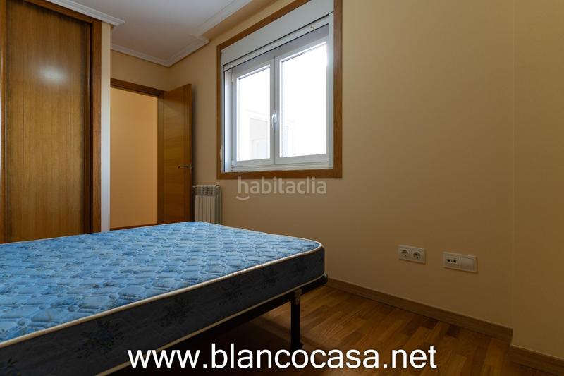 Foto 5f4d30cc-574e-4538-9354-55c774c6e275. Piso precioso ático en venta !!! en Carballo