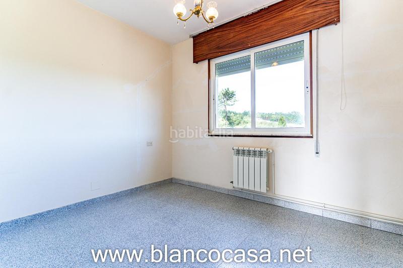 Foto 05c3cc86-df2f-4d02-9ece-f2f74a436ab8. Casa  con gran terreno en xoane da estrada, 389 m construidos en parcela de 1.637 m en Carballo