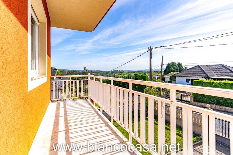 Foto 0ffd6dc1-4155-4426-903a-59d6c5f9c8db. Casa  con gran terreno en xoane da estrada, 389 m construidos en parcela de 1.637 m en Carballo