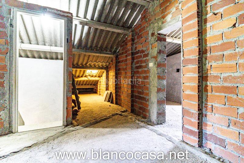Foto 543827e1-ddb6-4461-bdfd-358fda5a4a13. Casa  con gran terreno en xoane da estrada, 389 m construidos en parcela de 1.637 m en Carballo