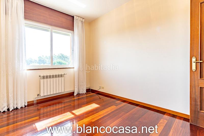 Foto 59ec4540-8141-45c0-a4ae-3c618836eb09. Casa  con gran terreno en xoane da estrada, 389 m construidos en parcela de 1.637 m en Carballo