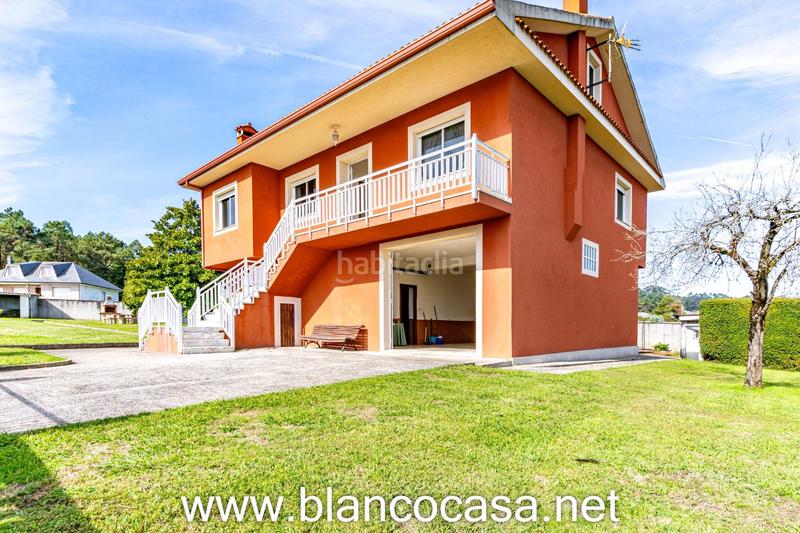 Foto 911cd292-0479-4cbf-b664-e3542fdf2c82. Casa  con gran terreno en xoane da estrada, 389 m construidos en parcela de 1.637 m en Carballo