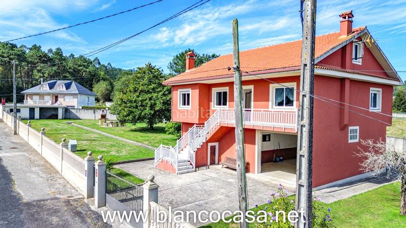 Foto 9f87167f-a68b-419d-8fb5-9040adaf1303. Casa  con gran terreno en xoane da estrada, 389 m construidos en parcela de 1.637 m en Carballo