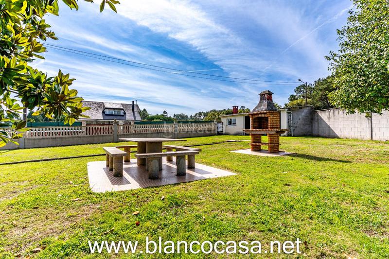 Foto bad1f094-14f0-4c44-875b-c6d1457b01ee. Casa  con gran terreno en xoane da estrada, 389 m construidos en parcela de 1.637 m en Carballo