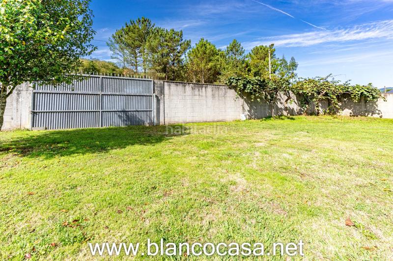 Foto cee8b80e-31d4-4564-98d6-d477f9ca0053. Casa  con gran terreno en xoane da estrada, 389 m construidos en parcela de 1.637 m en Carballo