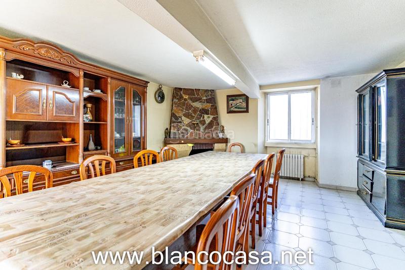 Foto 6aff9b69-76bd-4fd7-b3d2-6a7b6257eb60. Haus mit heizung parking in Carballo