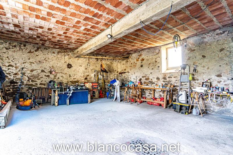 Foto a32f8704-987f-46a5-b774-58bc3d02ca25. Haus mit heizung parking in Carballo