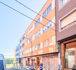 Appartement à Carballo. Amplio piso con terraza de 27 m en carballo a coruña por 99.900