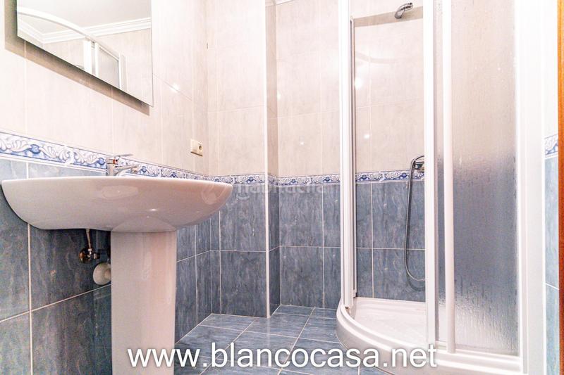 Foto 59979553-6586-4ca0-b4d5-47b46084e63b. Miete etagenwohnung mit parking in Carballo