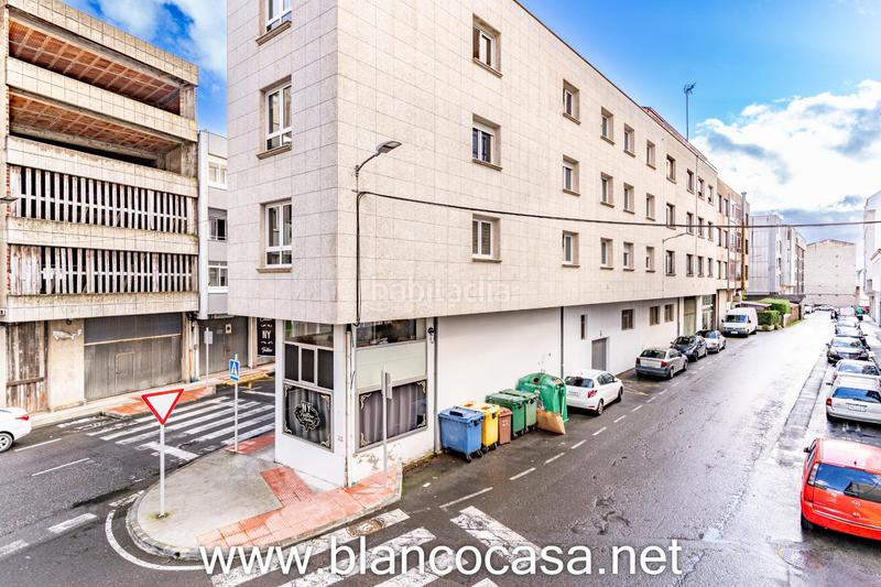Foto 1915c9ba-81c7-4f5c-ab20-0a48d2bb7799. Rent flat with parking in Carballo