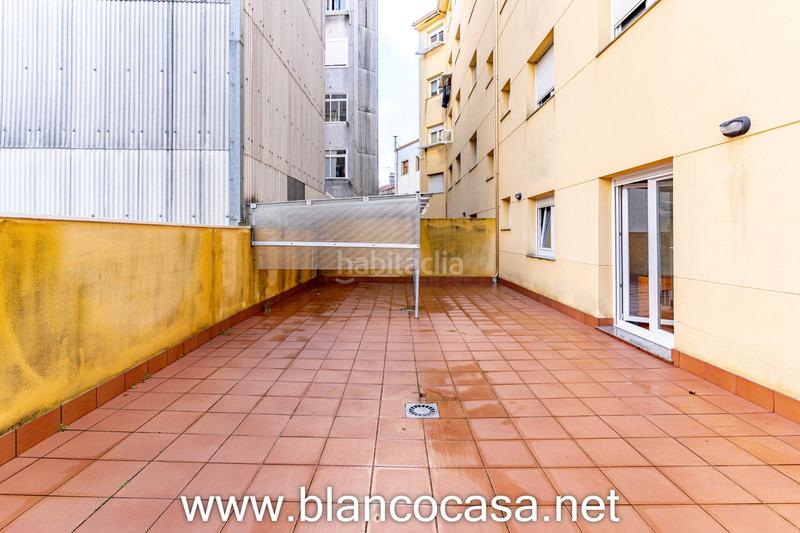 Foto 2f6a07f4-560b-47dc-bdcf-e1eb04c04d10. Rent flat with parking in Carballo