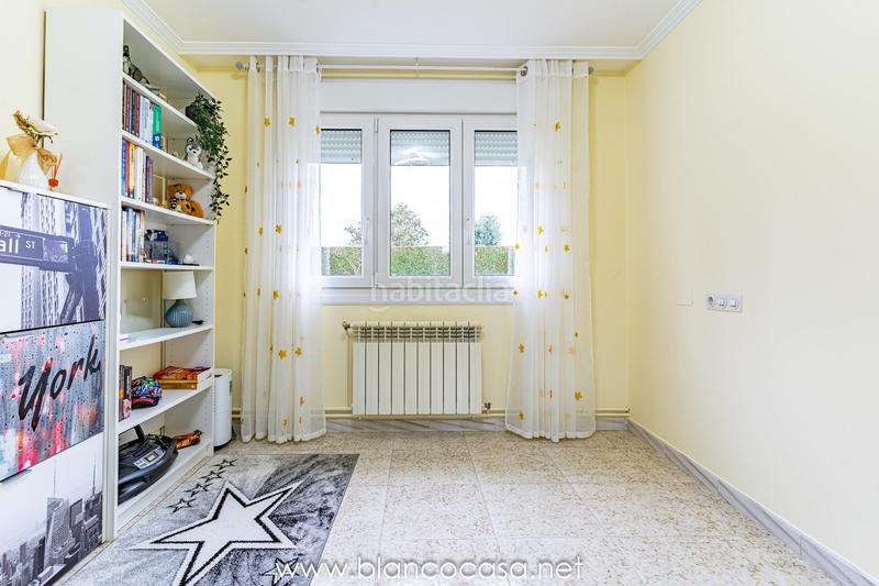 Foto 9370e1de-e126-4700-9231-634a6d81d9fb. Maison avec parking dans Coristanco