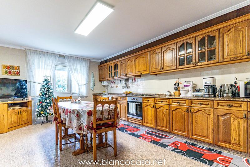 Foto e6cf24cb-77f0-4830-9a88-41d96de68fa3. Maison avec parking dans Coristanco