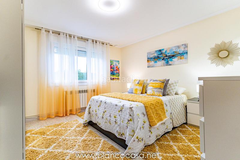 Foto fc521d5c-1324-48a2-b060-1a22f751b57f. Maison avec parking dans Coristanco