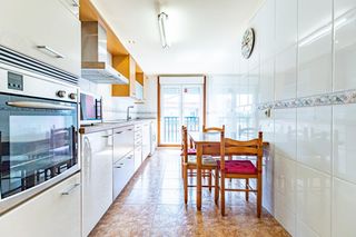 Pis en Carballo. Ubicaci�n top  piso en venta en avda. de razo carballo  a coru�a