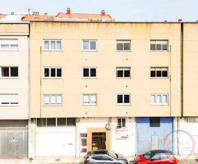 Appartamento in Pastoriza. Piso listo para entrar a 5 min de a coruña por 159.900!