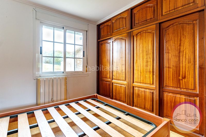 Foto ad53c1c6-01a0-4d8a-b8ac-351de637477f. Casa amb calefacció aparcament a Laracha