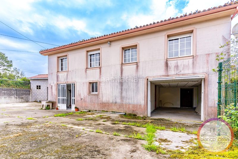 Foto ffee1e66-b8c7-4c2d-ad41-3f03aded2139. Casa amb calefacció aparcament a Laracha