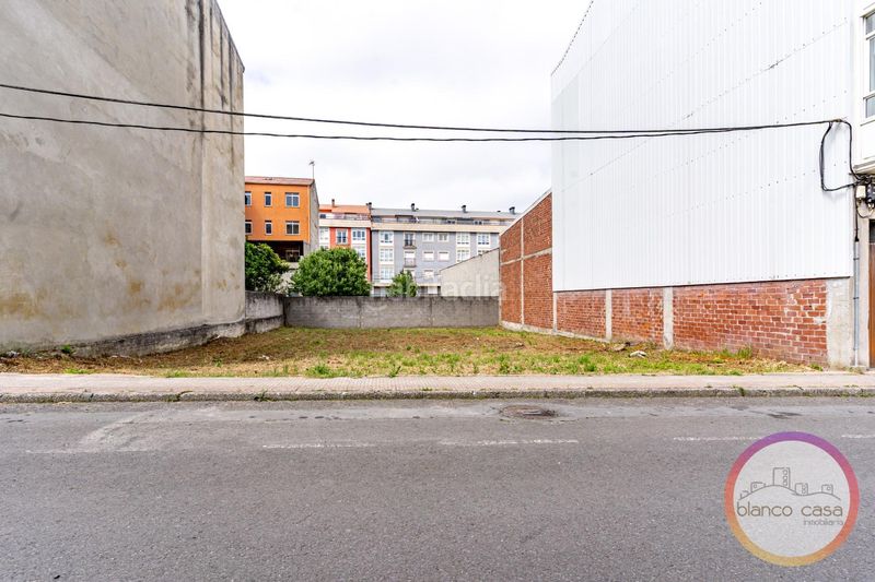 Foto c61c9706-e769-497a-ae11-186db082172e. Terreny residencial a Carballo
