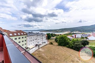 Appartamento in Laxe. Dúplex con terraza y vistas a la playa con garajetrasteroascenso