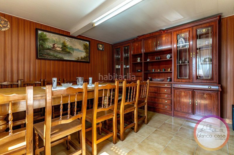Foto 48eb3c28-8a5f-4cb4-821f-66165b0ef121. Casa amb aparcament a Santa Comba