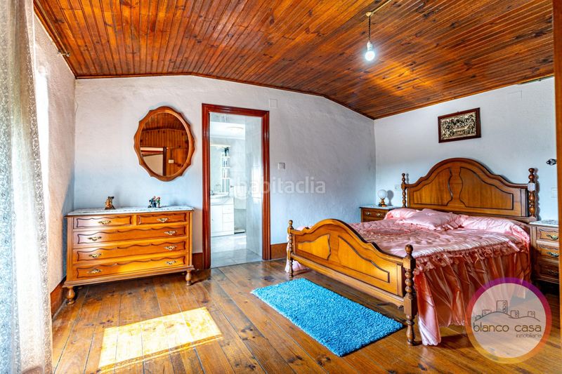 Foto a7885a90-7a68-49b2-8dbb-fd4f1ba1b396. Casa amb aparcament a Santa Comba