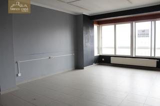 Location Bureau à Carballo. Oficina en el centro de carballo por 350