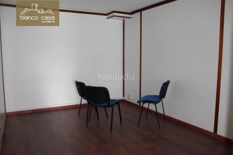 Foto 24800799-7428-42c8-b91c-1d1cbe2c830e. Miete büro in Carballo