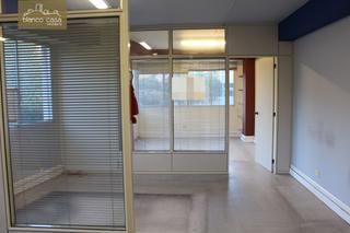 Lloguer Local Comercial a Carballo. Alquiler de local comercial en rúa coruña