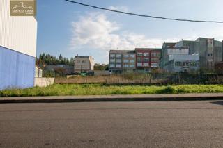 Terreny residencial a Carballo. Solar de 170m2 cerca del bosque de carballo