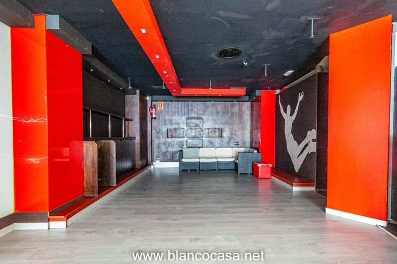 Foto 00d8754b-905b-4b55-a782-7d23dd3fabc2. Local comercial a Laracha