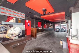 Business premise in Laracha. Venta local comercial en zona centro de laracha