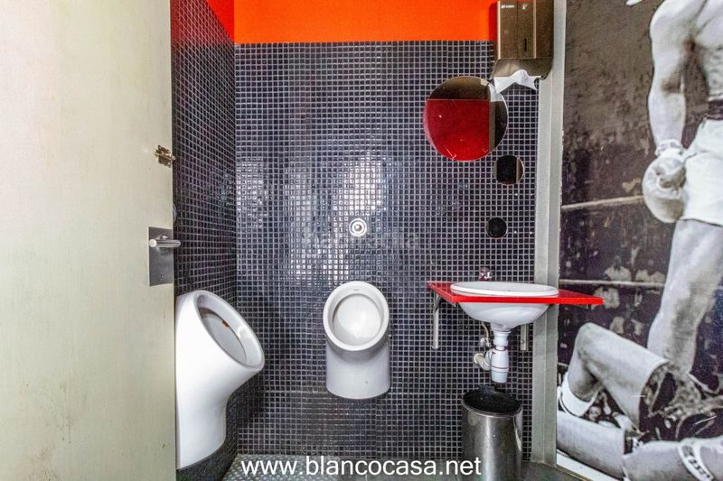 Foto 29275f42-c769-4037-9773-a90dc1a1505c. Local comercial a Laracha