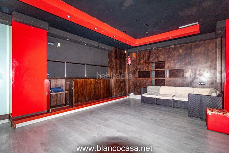 Foto 36afb01d-e01b-4d20-861d-ba79abd122e5. Local comercial a Laracha