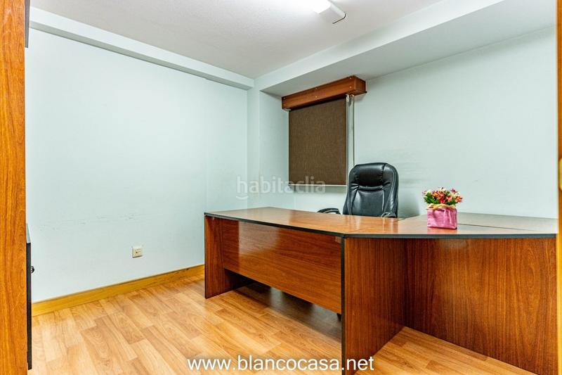 Foto bda4a691-8ed8-4ed6-9a70-81594991bc6e. Affitto ufficio in Carballo
