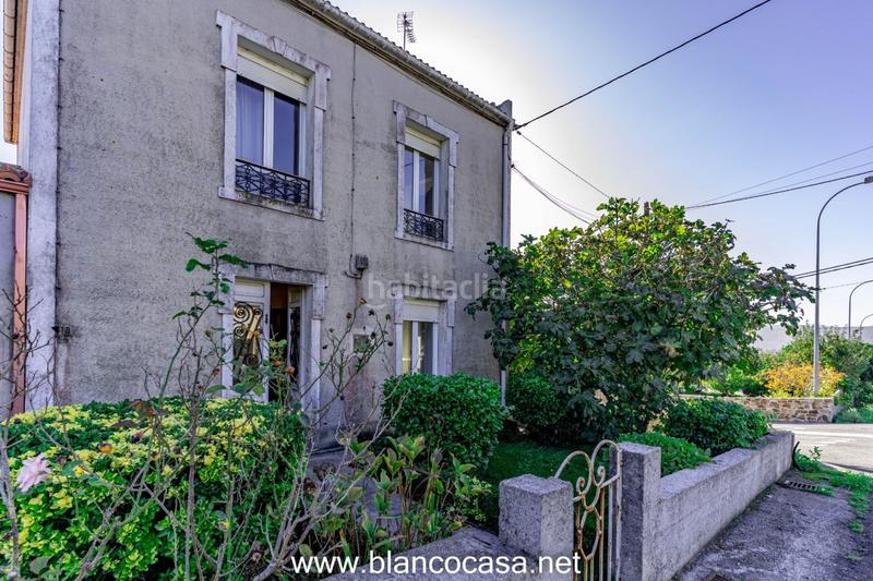 Foto 0d65b00c-6fdc-45b8-acd9-030d687d53e7. Casa amplia casa con terrenazo en tella en Ponteceso