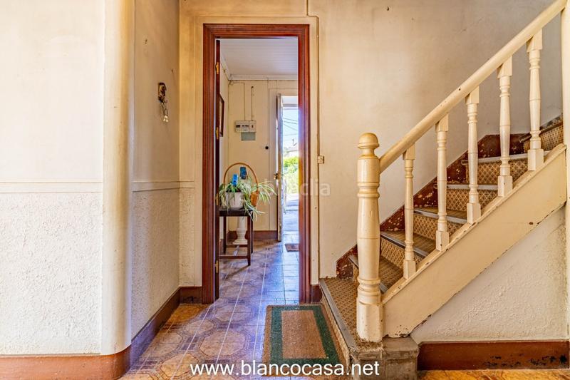 Foto 880c8370-63fa-4c28-9090-0727d0c6d43b. Casa amplia casa con terrenazo en tella en Ponteceso