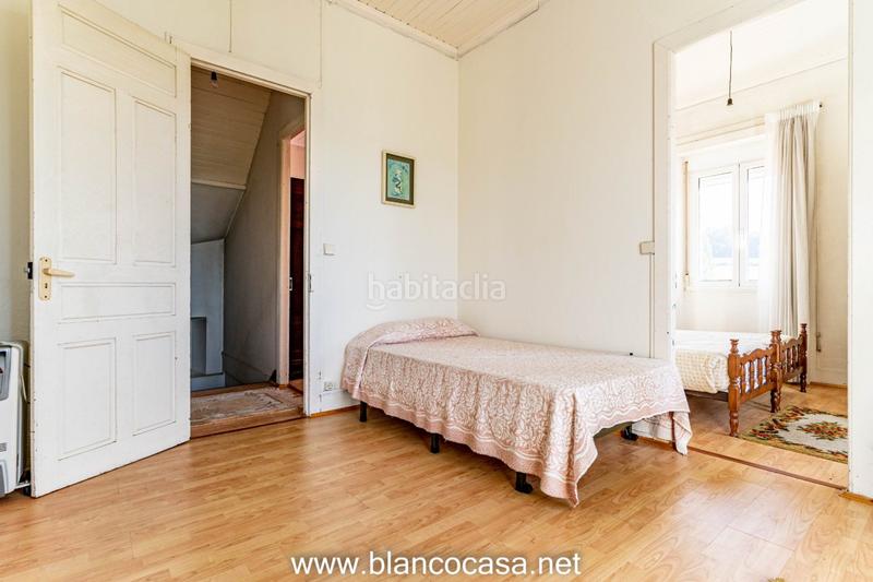 Foto 9153d957-fb8b-4d54-ac0f-18439a3a6be9. Casa amplia casa con terrenazo en tella en Ponteceso