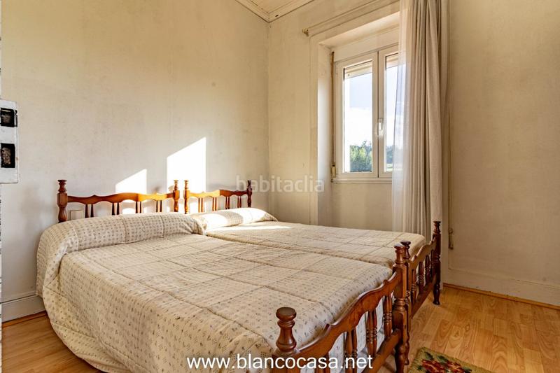 Foto afb66523-b80b-4311-aee7-f99af7654863. Casa amplia casa con terrenazo en tella en Ponteceso