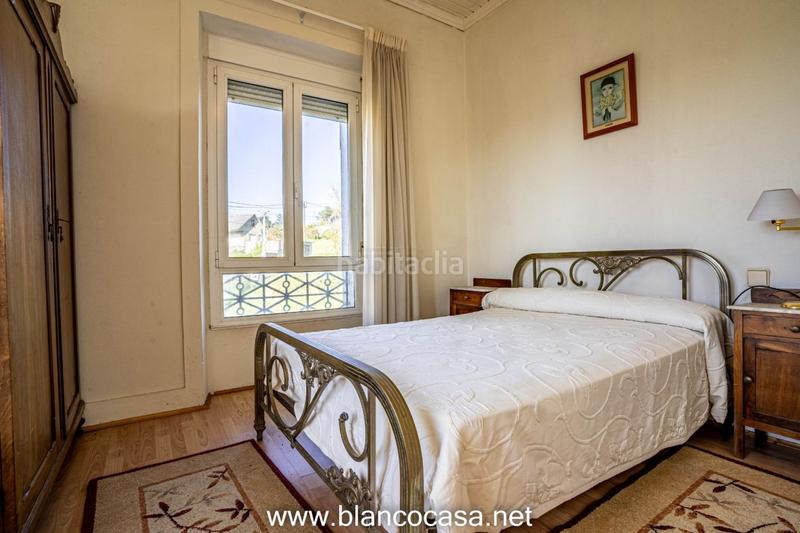 Foto dd1d48ce-965f-4e97-8997-a5a6e55c2c70. Casa amplia casa con terrenazo en tella en Ponteceso