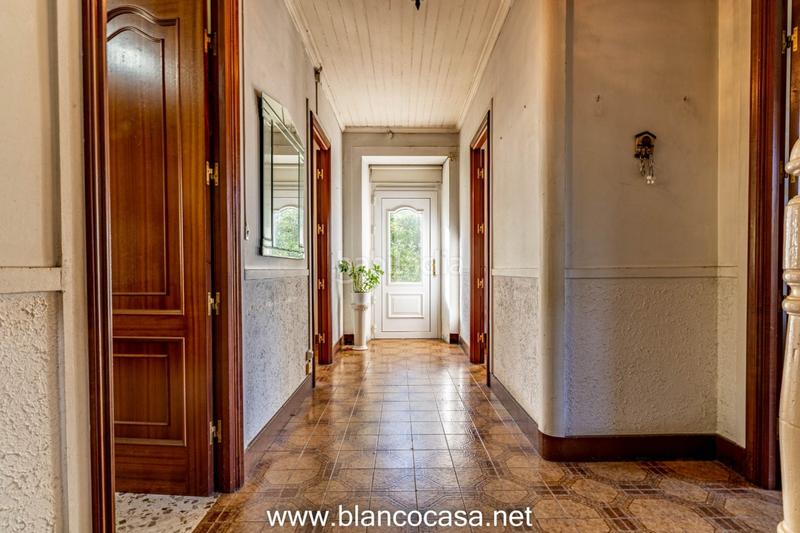 Foto e8da474a-4541-4c3e-8386-1189be848c38. Casa amplia casa con terrenazo en tella en Ponteceso