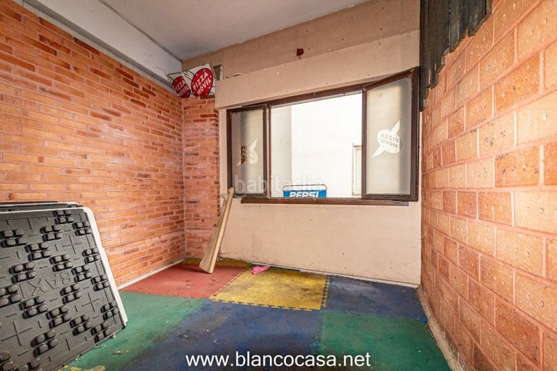 Foto ab66f1e0-d3db-4591-a4bf-ae8e3b1ec8fd. Alquiler local comercial alquiler local comercial en Carballo
