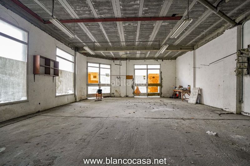 Foto 8d09253d-cf1f-4aeb-806d-9390f23df638. Alquiler local comercial local en alquiler con excelente ubicación! en Carballo