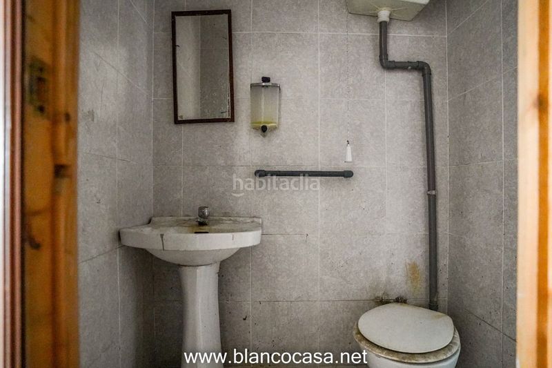 Foto b755db78-1977-4c5a-9799-942cca96606c. Alquiler local comercial local en alquiler con excelente ubicación! en Carballo
