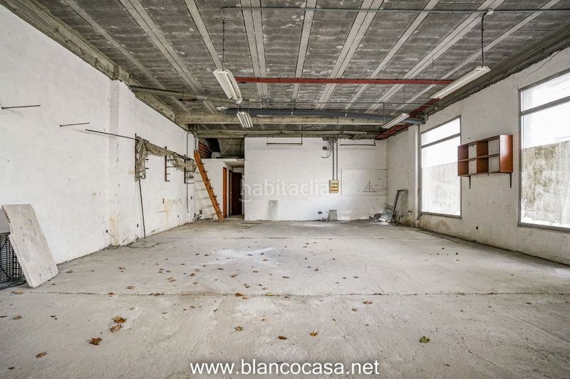 Foto dd7a8ca4-fac7-4cdd-9021-5cf1e077af7a. Alquiler local comercial local en alquiler con excelente ubicación! en Carballo