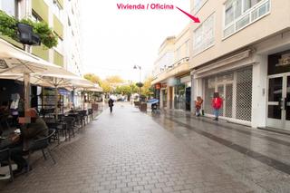 Lloguer Oficina a Carballo. Quieres vivir en pleno centro de carballo o montar una oficina c